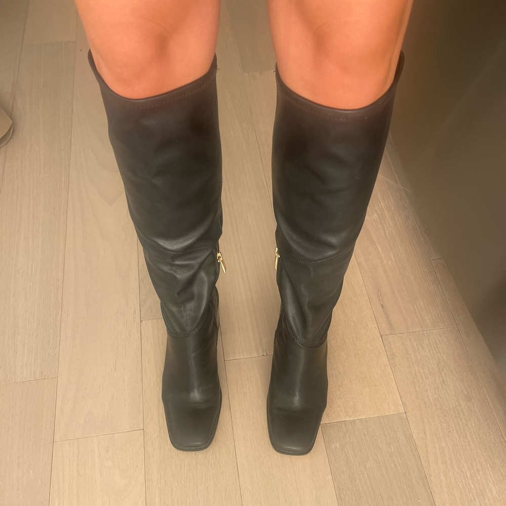 Knee high Black Boots - Picture 3 of 4